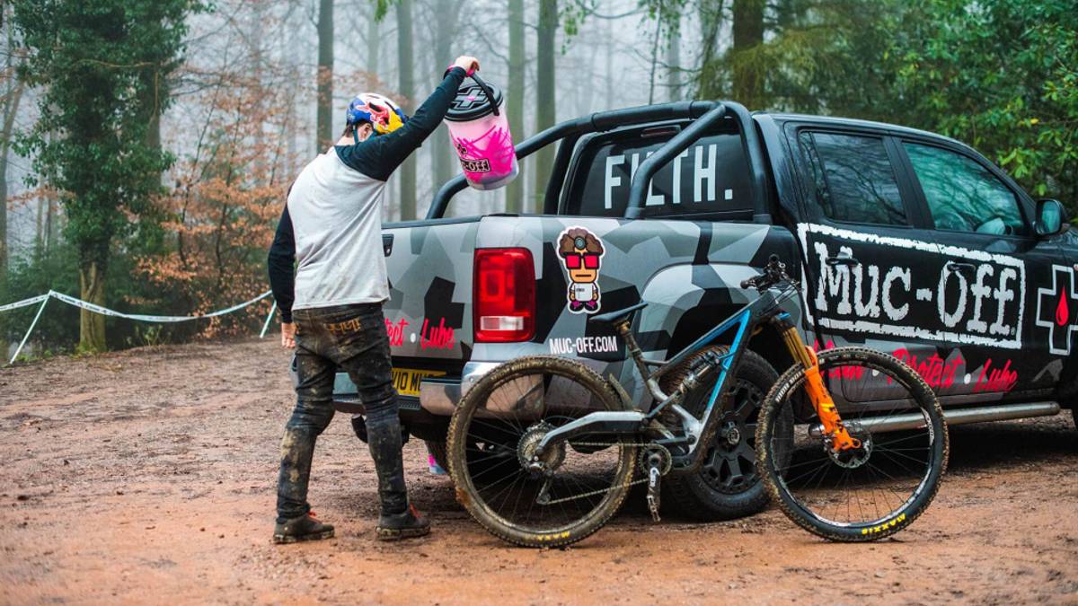 Muc-Off Dirt Bucket Kit