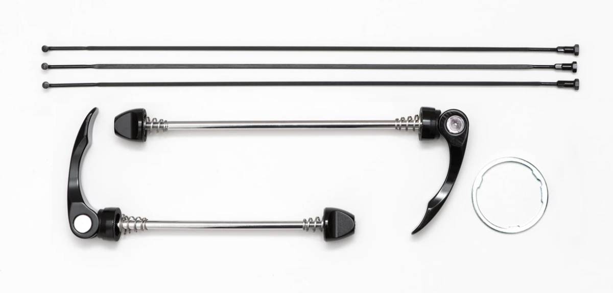 HUNT Race Aero Wide Svart Landevei Clincher Hjulsett