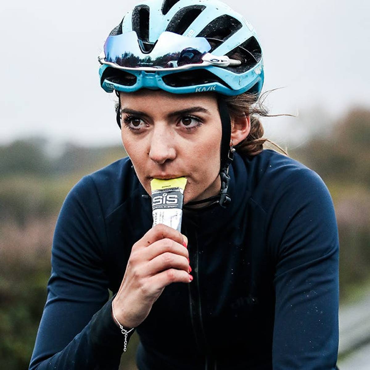 SIS GO Isotonic Bær m/Koffein Gel 30 stk